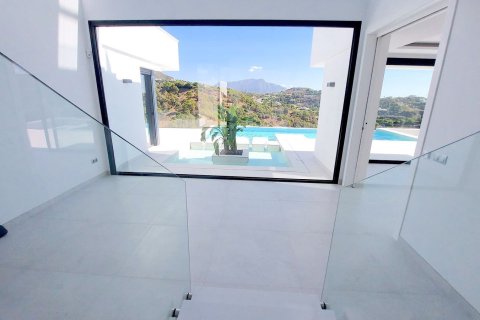 5 dormitorios Villa en Benahavís, Spain No. 27413 8