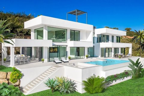 5 bedrooms Villa in Benahavis, Spain No. 27413 1