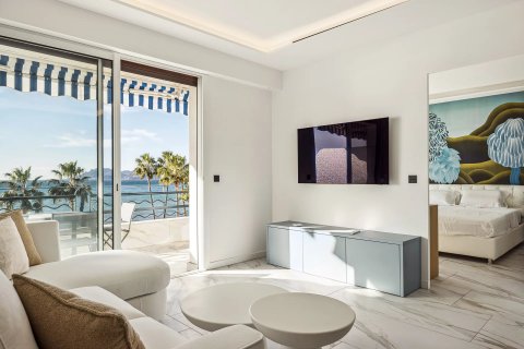 2 chambres Appartement à Cannes, France No. 76715 8