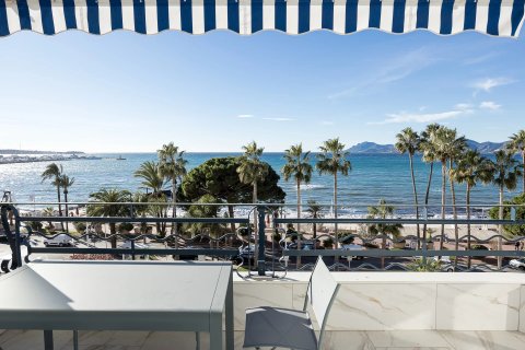 2 chambres Appartement à Cannes, France No. 76715 16