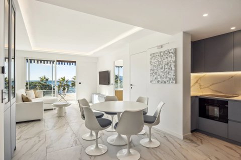 2 chambres Appartement à Cannes, France No. 76715 9