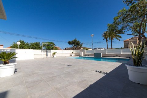 5 dormitorios Villa en Torrevieja, Spain No. 26248 6