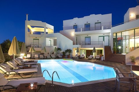 1150m² Hotel en Hersonissos, Greece No. 55775 1