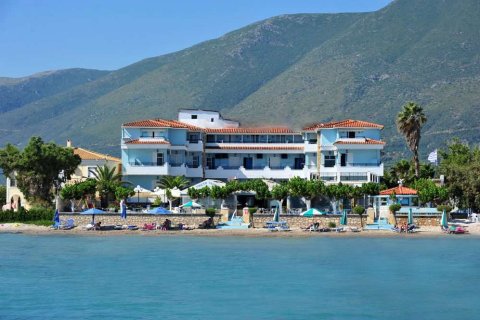 56 dormitorios Hotel en Zakynthos, Greece No. 24792 1