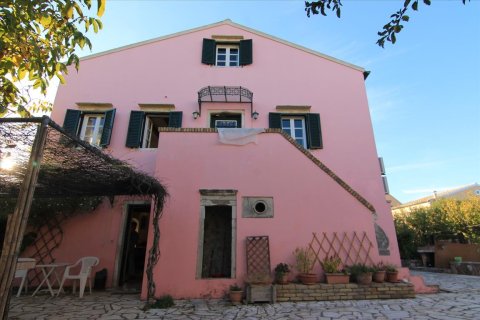 4 dormitorios House en Corfu, Greece No. 58465 1