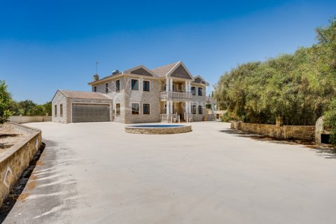 4 bedrooms Villa in Protaras, Cyprus No. 36514 2