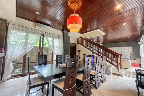 3 bedrooms Villa in Ungasan, Indonesia No. 23433 2