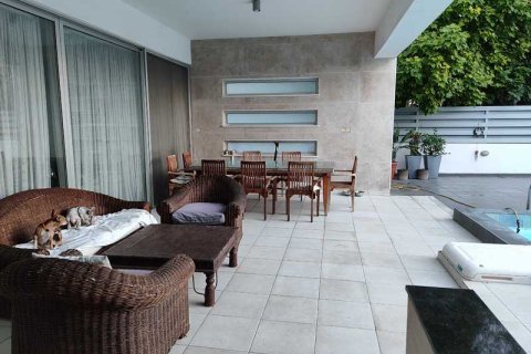 4 bedrooms Villa in Limassol, Cyprus No. 31355 6