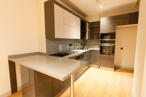 3+1 Apartment in Istanbul, Turkey No. 11857 10