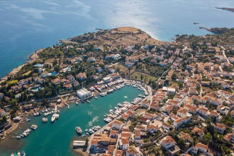 550m² Land à Spetses, Greece No. 57244 1