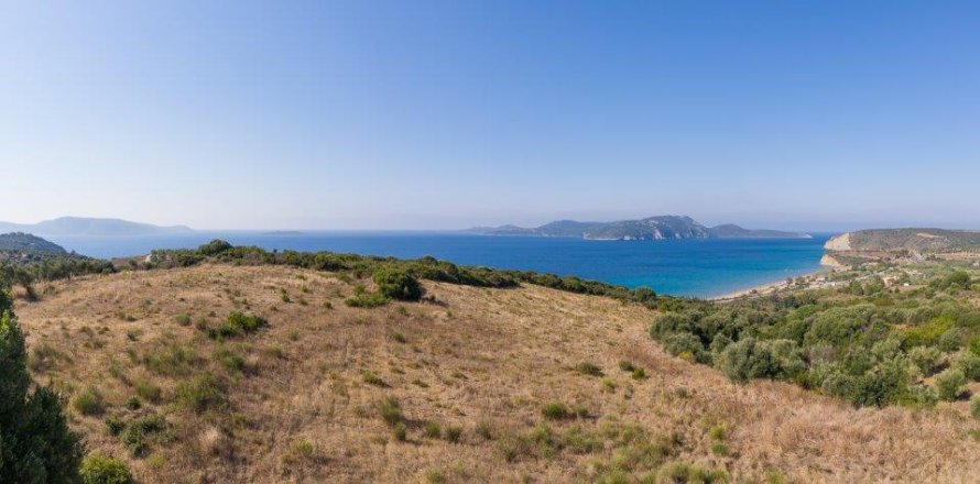 9200m² Land in Methoni, Greece No. 24477