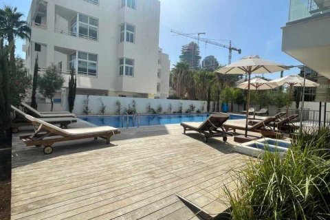 2 dormitorios Apartment en Germasogeia, Cyprus No. 41055 1