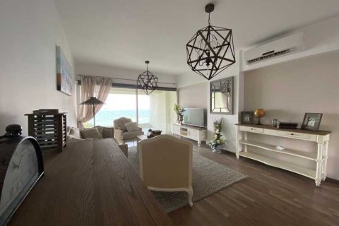 3 bedrooms Apartment in Limassol, Cyprus No. 41053 2