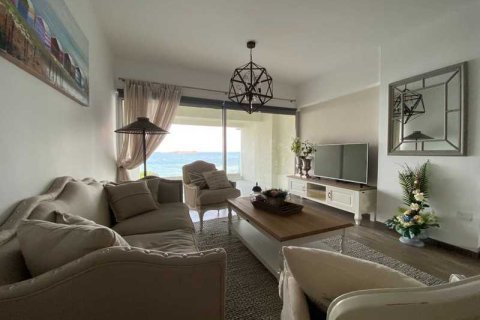 3 bedrooms Apartment in Limassol, Cyprus No. 41053 6