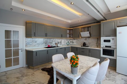 3+2 Apartment en Cinarcik, Turkey No. 25086 7