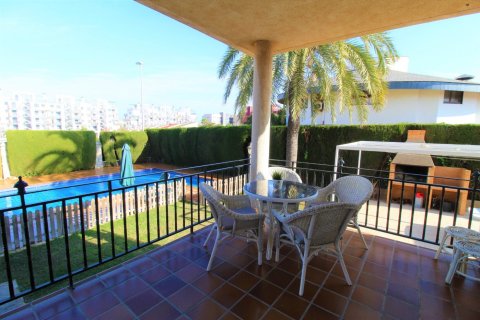 4 bedrooms Apartment in Mil Palmeras, Spain No. 25100 11