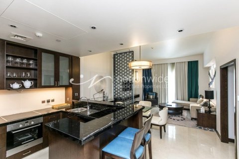 3 bedrooms Apartment in Abu Dhabi, UAE No. 3319 7