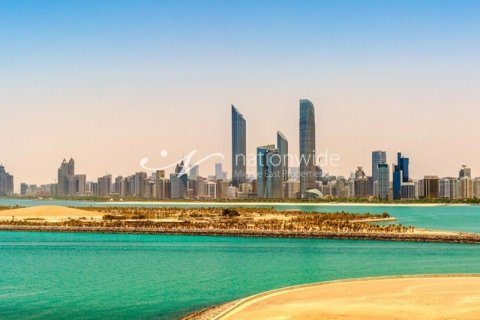 3 bedrooms Apartment in Abu Dhabi, UAE No. 3319 13