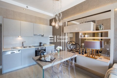 1+1 Apartment in Istanbul, Turkey No. 54065 7