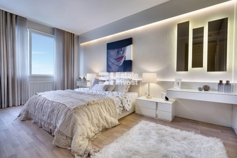 2+1 Apartment en Istanbul, Turkey No. 54066 8