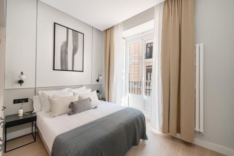 2 bedrooms Apartment in Madrid, Spain No. 27523 23