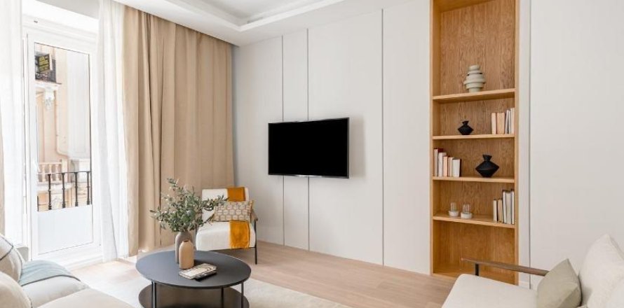 2 dormitorios Apartment en Madrid, Spain No. 27523