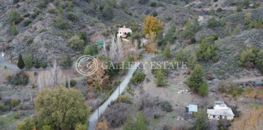 11212m² Land en Kato Platres, Cyprus No. 76091