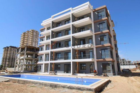 2+1 Apartment en Aksu, Turkey No. 17165 4