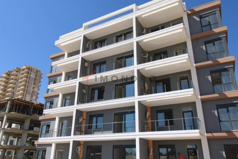 2+1 Apartment en Aksu, Turkey No. 17165 2