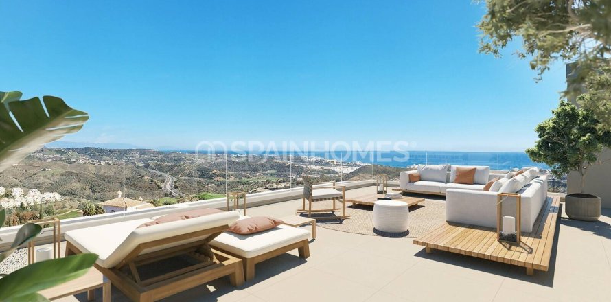 2 bedrooms Penthouse in Mijas, Spain No. 26414