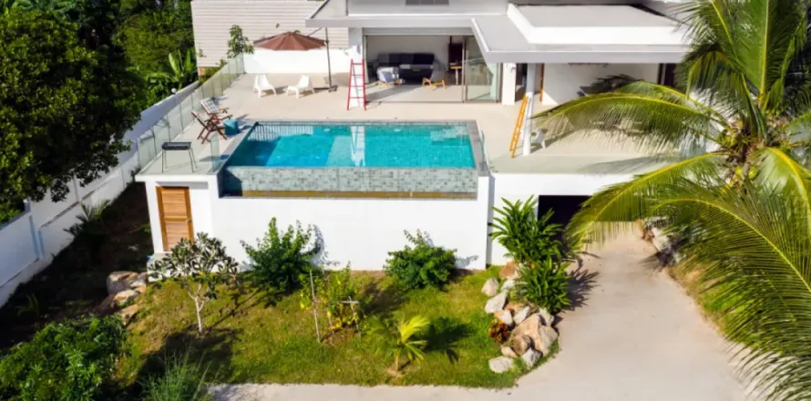 4 bedrooms Villa on the Chaweng Beach, Thailand No. 2826