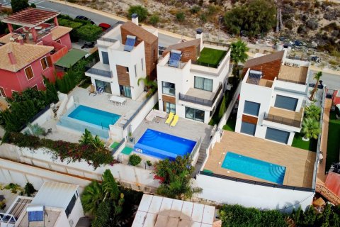 3 bedrooms Villa in Finestrat, Spain No. 26723 1