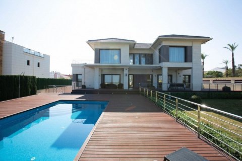 4 bedrooms Villa in Torrevieja, Spain No. 26123 4