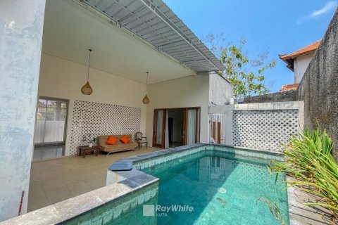 2 bedrooms Villa in Ungasan, Indonesia No. 23366 1