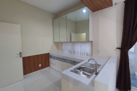 3 bedrooms House in Denpasar, Indonesia No. 23367 7