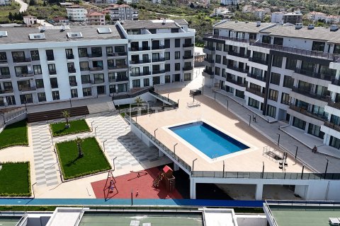 2+2 Apartment in Cinarcik, Turkey No. 22023 1