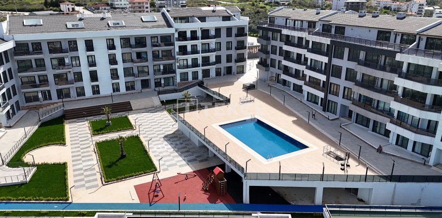 2+2 Apartment en Cinarcik, Turkey No. 22023