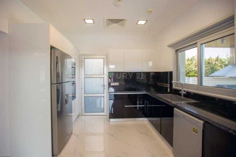 4 bedrooms House in Agios Tychonas, Cyprus No. 78026 3