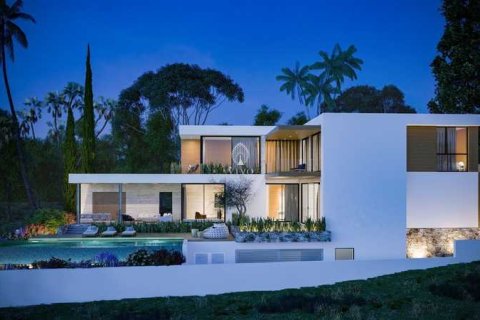 6 bedrooms House in Germasogeia, Cyprus No. 78028 1