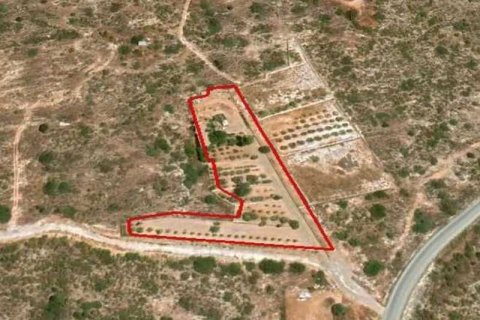 5686m² Land en Agios Athanasios, Cyprus No. 45251 1