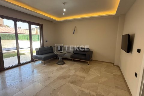 Вилла 3+1 в Кушадасы, Турция №92385 12