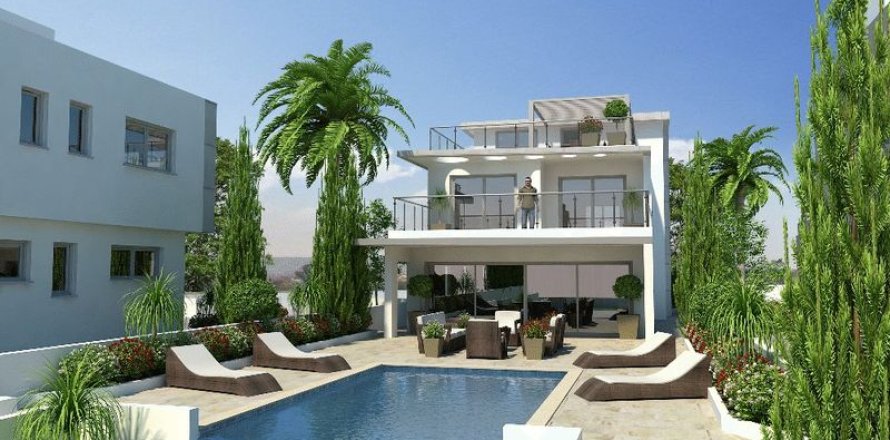 5 bedrooms Villa in Pervolia, Cyprus No. 37039