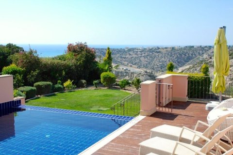 3 bedrooms House in Paphos, Cyprus No. 37382 9