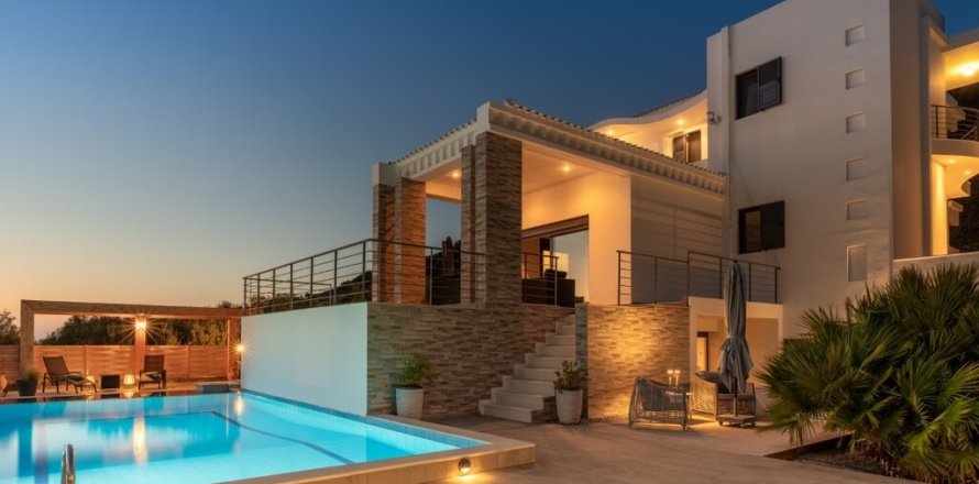 3 bedrooms Villa in Lasithi, Greece No. 54247