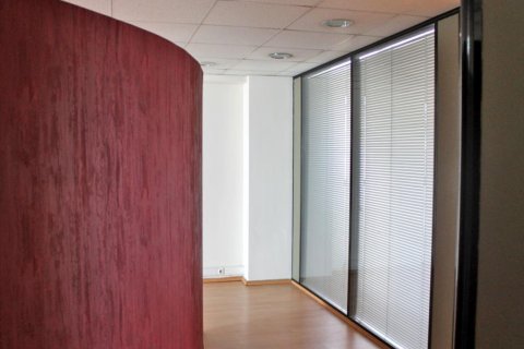 580m² Commercial property en Athens, Greece No. 49056 4