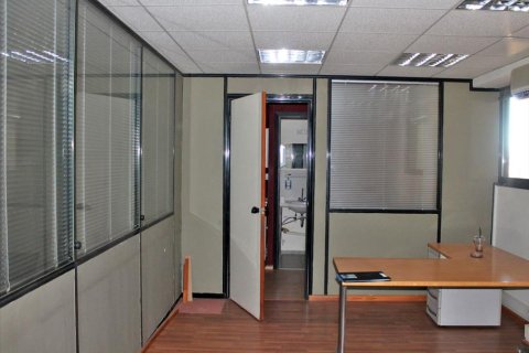 580m² Commercial property in Athens, Greece No. 49056 8