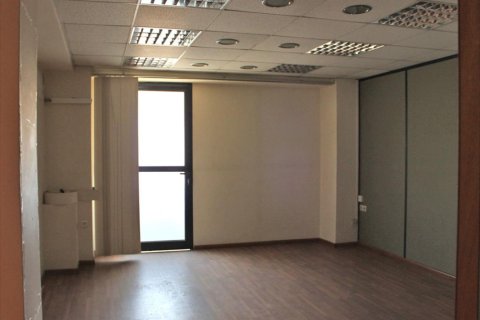 580m² Commercial property in Athens, Greece No. 49056 6