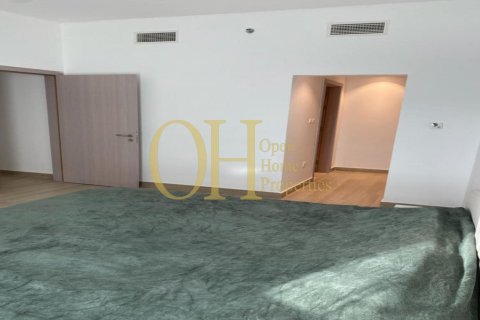 3 dormitorios Apartment en  Yas Island, UAE No. 47153 11