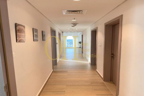 3 dormitorios Apartment en  Yas Island, UAE No. 47153 12