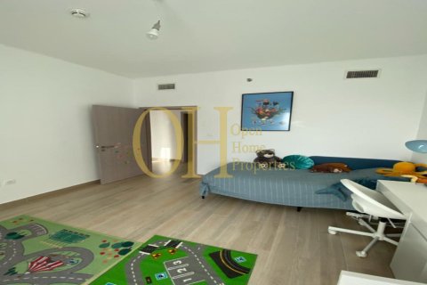 3 dormitorios Apartment en  Yas Island, UAE No. 47153 8